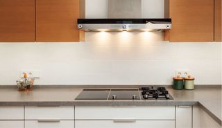 Cambio de vitrocerámica, horno y campana extractor