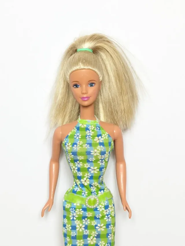 Barbie pretty in plaid