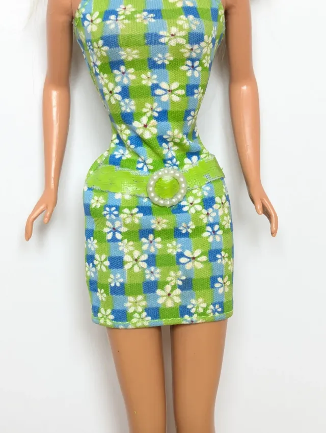 Barbie pretty in plaid