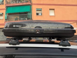 Cofre de coche 