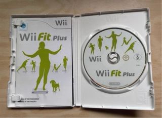 Juego Wii Fit Plus y Tabla Balance Board 