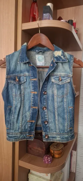 Chaleco vaquero Bershka