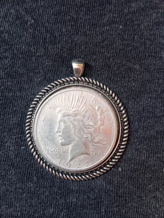 Vendo bella colecciónes d dolares bañados en plata