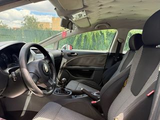 SEAT Leon 1.6 tdi 105cv