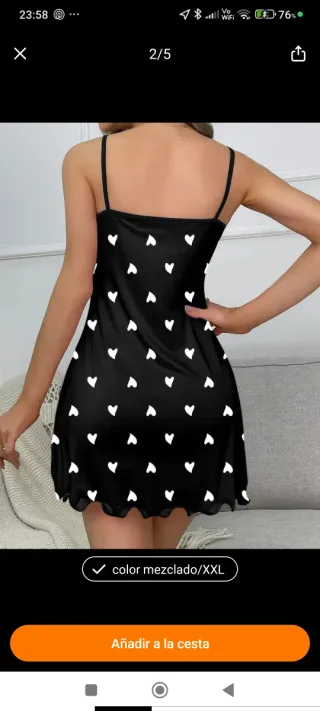 Camisón negro con corazones blancos
