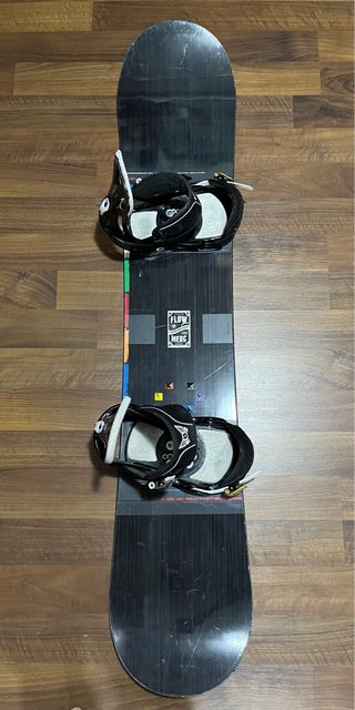 Tabla Snowboard Flow Merc 156w fijaciones Burton L