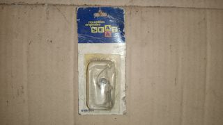 VEHICULOS CLASICOS, PIEZAS VARIAS (18)