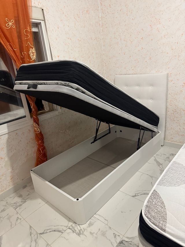 CANAPÉ 90x190 BLANCO + COLCHÓN VISCO + CABECERO