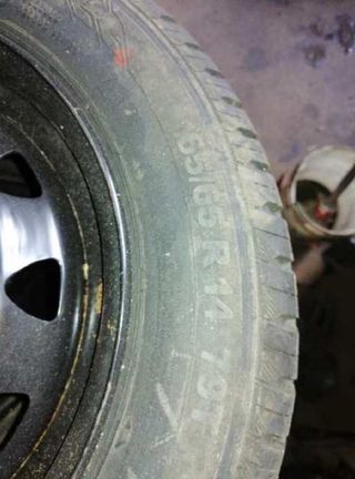 Neumático repuesto 165 65 r14 ford ka (ccu) 235207