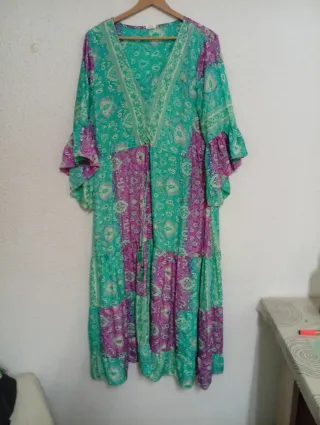 Camisas,vestidos,faldas hippies.