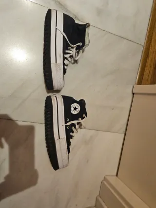 Converse plataforma negras talla 36.5