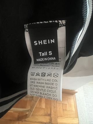 Cazadora universitaria de chica. Talla S
