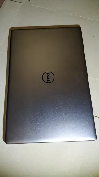 PORTÁTIL Dell 5390 VOSTRO 13.3 Pulgadas 