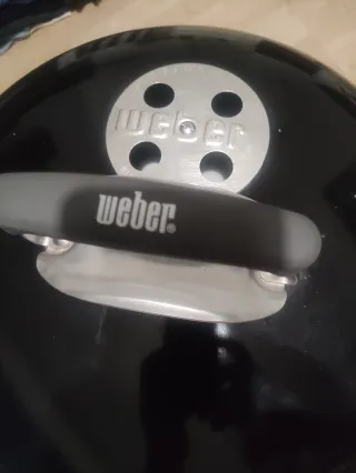 Barbacoa Weber Negra y Plateada