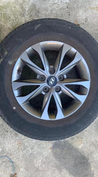 Llanta r16 hyundai ix35 sle 2wd 214426