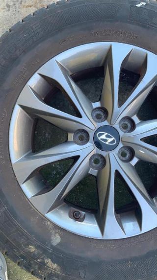 Llanta r16 hyundai ix35 sle 2wd 214426