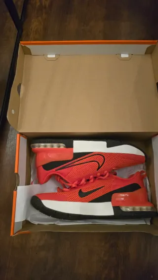 Zapatillas Nike Air Max Rojas y Negras Talla 42