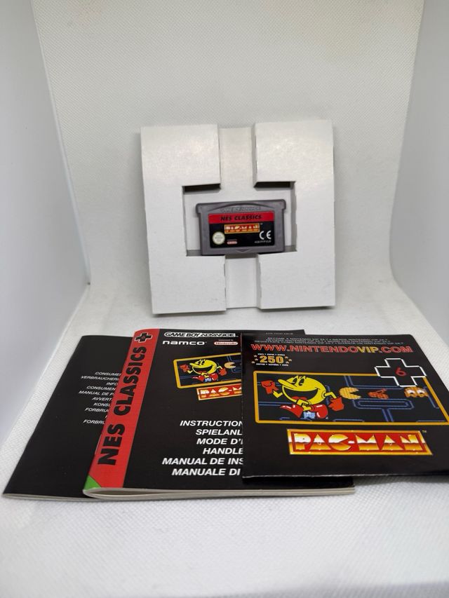 Pac-Man NES Classics Game Boy Advance
