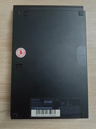 PlayStation 2 Slim, modificada + juegos.