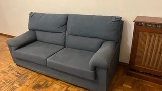 2 Sofás de 3 plazas, 