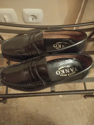 Zapatos Yanko Negros