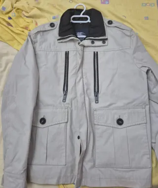 Cazadora Burberry Beige Negra Talla M