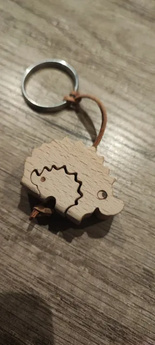 Llavero erizos de madera