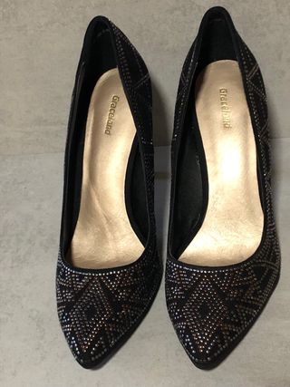 Zapatos tacón Stiletto negros con pedrería T.40