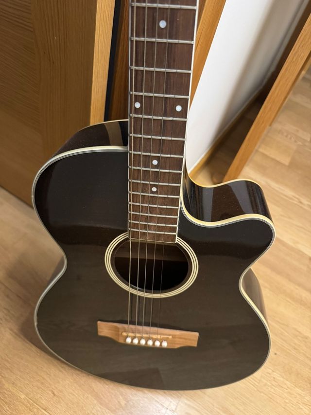 Guitarra Electroacústica