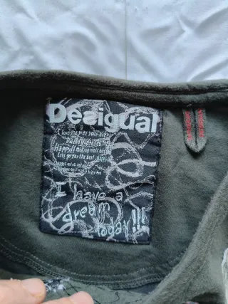 Camiseta Desigual Patchwork Estampada