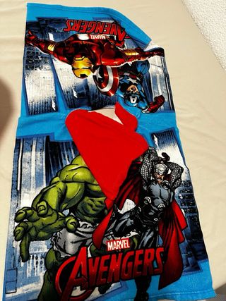 Albornoz Infantil Marvel Avengers Talla Única