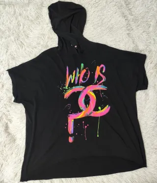 Camiseta negra dibujo fosforito 