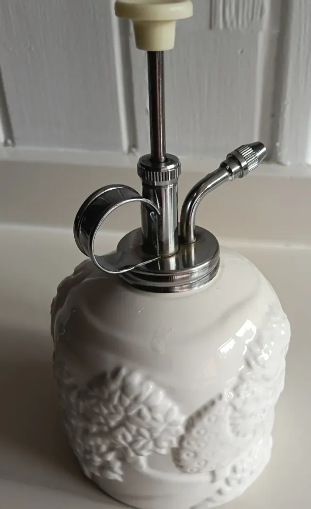 Perfumador antiguo de cristal y metal