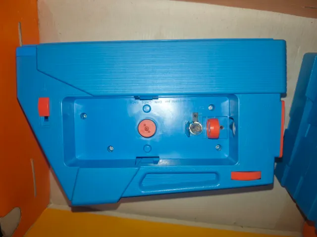 Super 8 Cinexin
+ 6 Cassette-Peliculas.