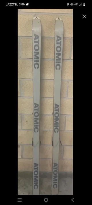 Esquís Rossignol y Atomic 