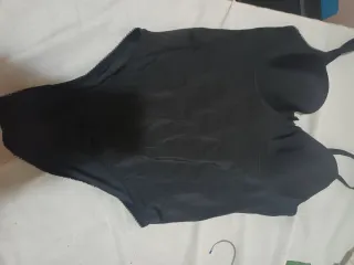 Bañador negro de boda