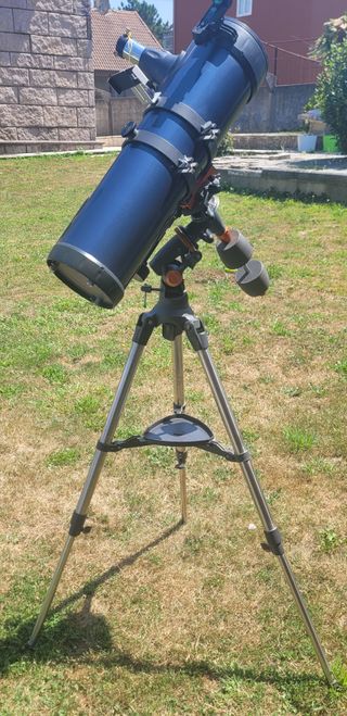 Telescopio Celestron AstroMaster 130EQ