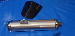 Suzuki GSXR 600 Silenciador y Colín