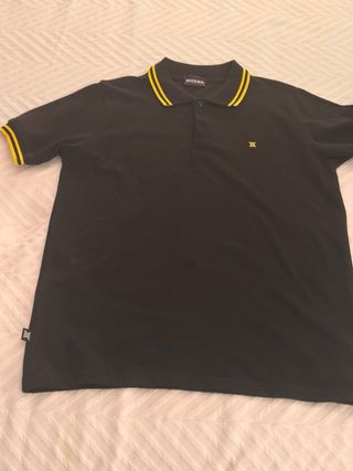 Polo Boxer Barcelona Negro Rayas Amarillas