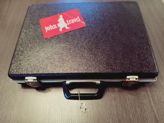Maletín Antiguo John Travel Negro