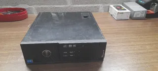 PC Dell T1700