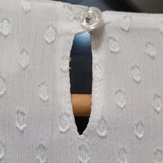 Blusa Ana Colmenero color crudo Talla 44