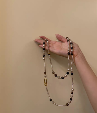 Collar largo perlas y piedras ojo de tigre