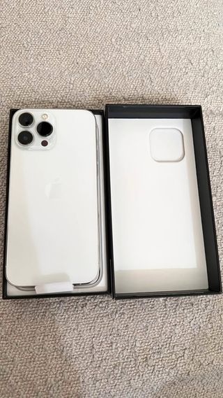 iPhone 13 Pro Max Blanco Impecable