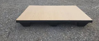 Palets de plástico negros