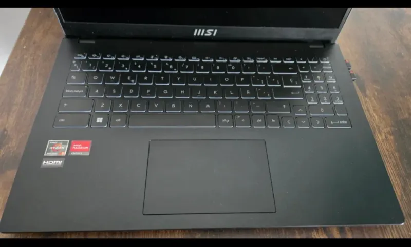 Portátil MSI Modern 15 B7M Negro afbeelding 2