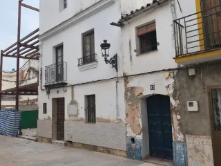 Casa a reformar integralmente