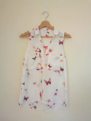 Blusa sin mangas talla XS mariposas