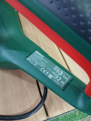 Tagliasiepi Bosch 06008C0501