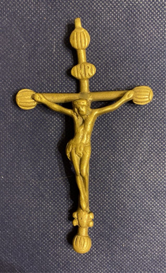 Crocifisso antico in bronzo massiccio